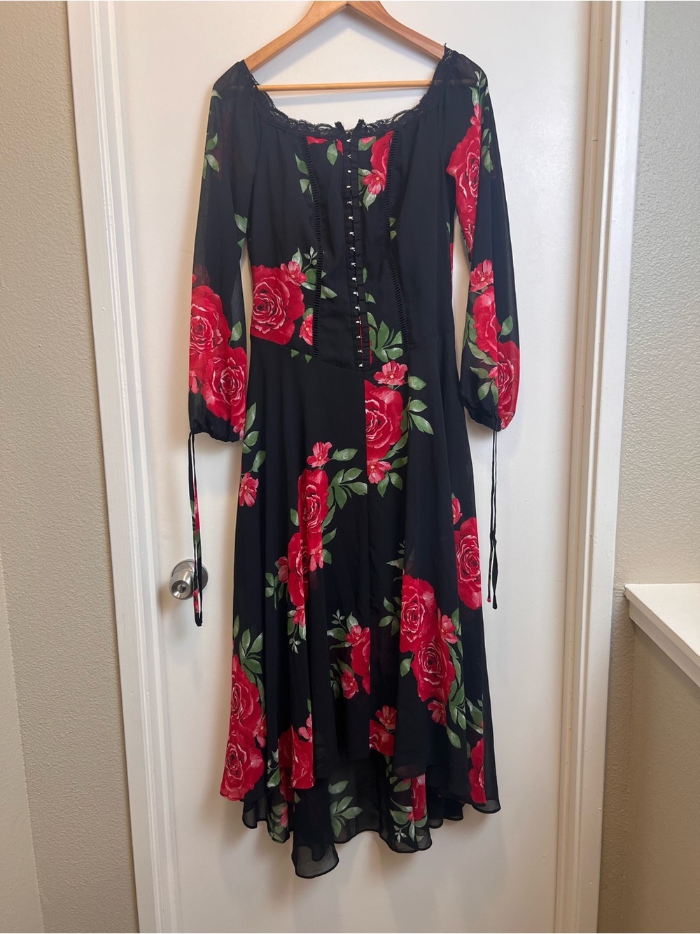 Disney Princess Black Rose Print Corset Midi Dress Lace Trim Homecoming Size L